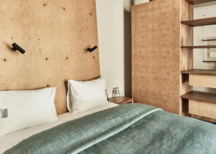 Szálloda Hotel Warszawa 5*